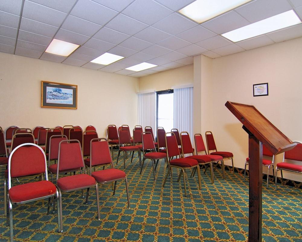 Red Roof Inn Nashville - Music City Extérieur photo